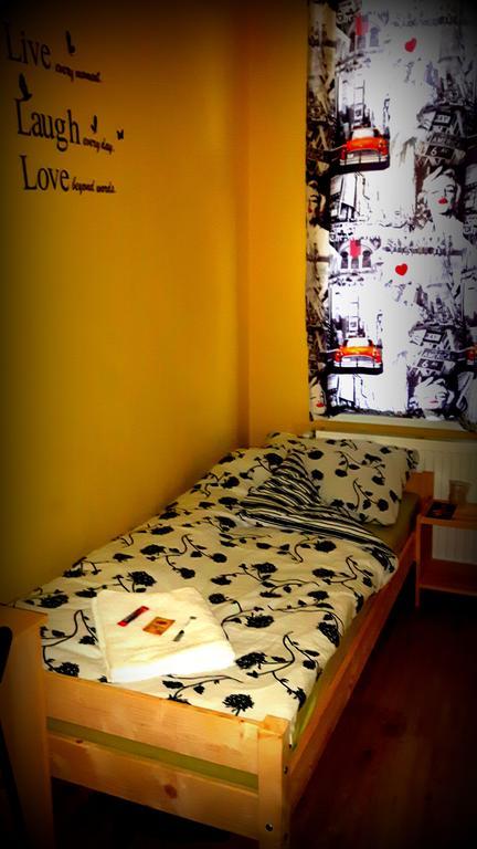 Hostel Puzzle - Jezyce Poznan Exterior foto